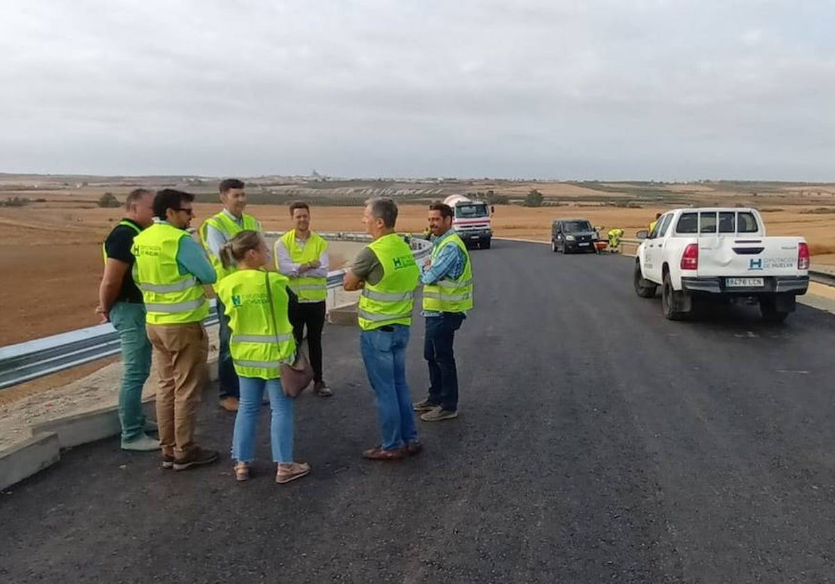 Visita a los trabajos de mejora de las carreteras dependientes de la Diputación