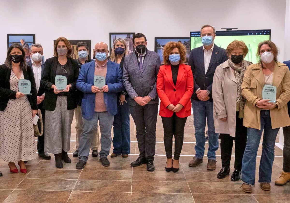 Autoridades y premiados en la última edición del certamen