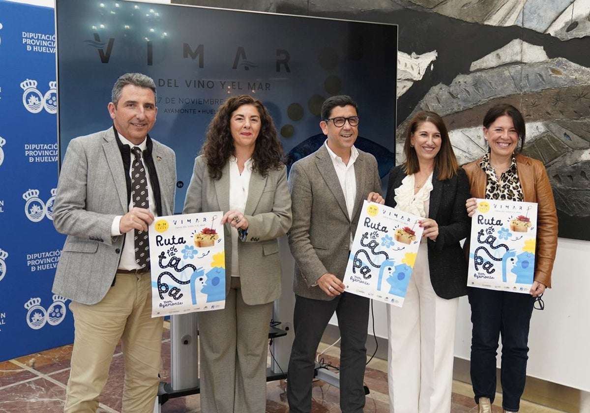 La presentación de la Feria del Vino y el Mar y de la Ruta de la Tapa de Ayamonte, esta mañana en Diputación