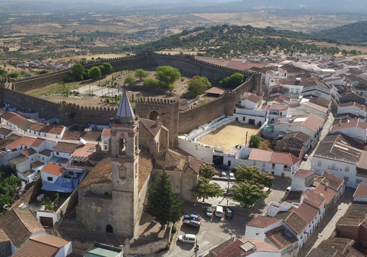 Castillo de Cumbres Mayores