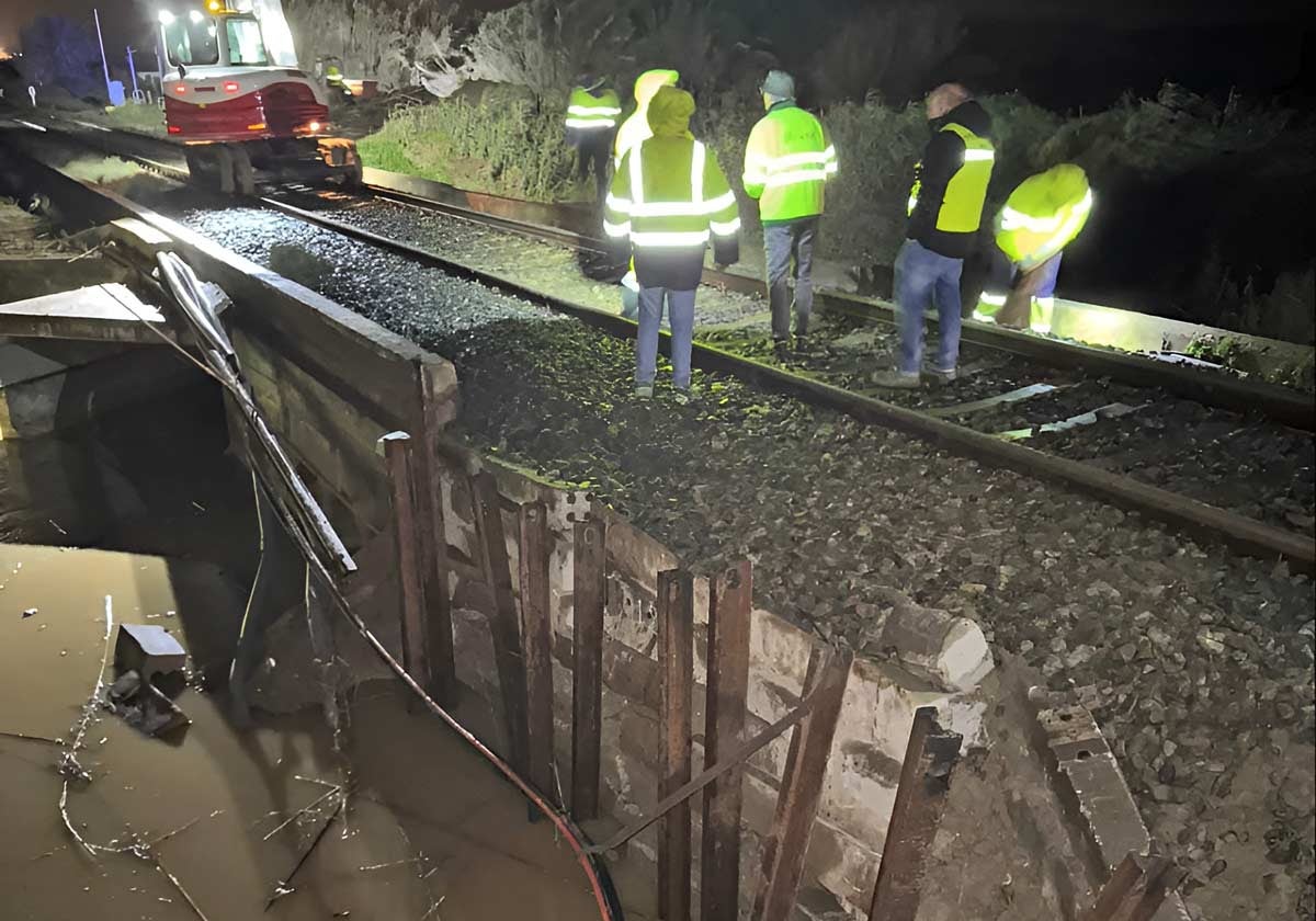 La solución de emergencia colocada anoche para reabrir la línea