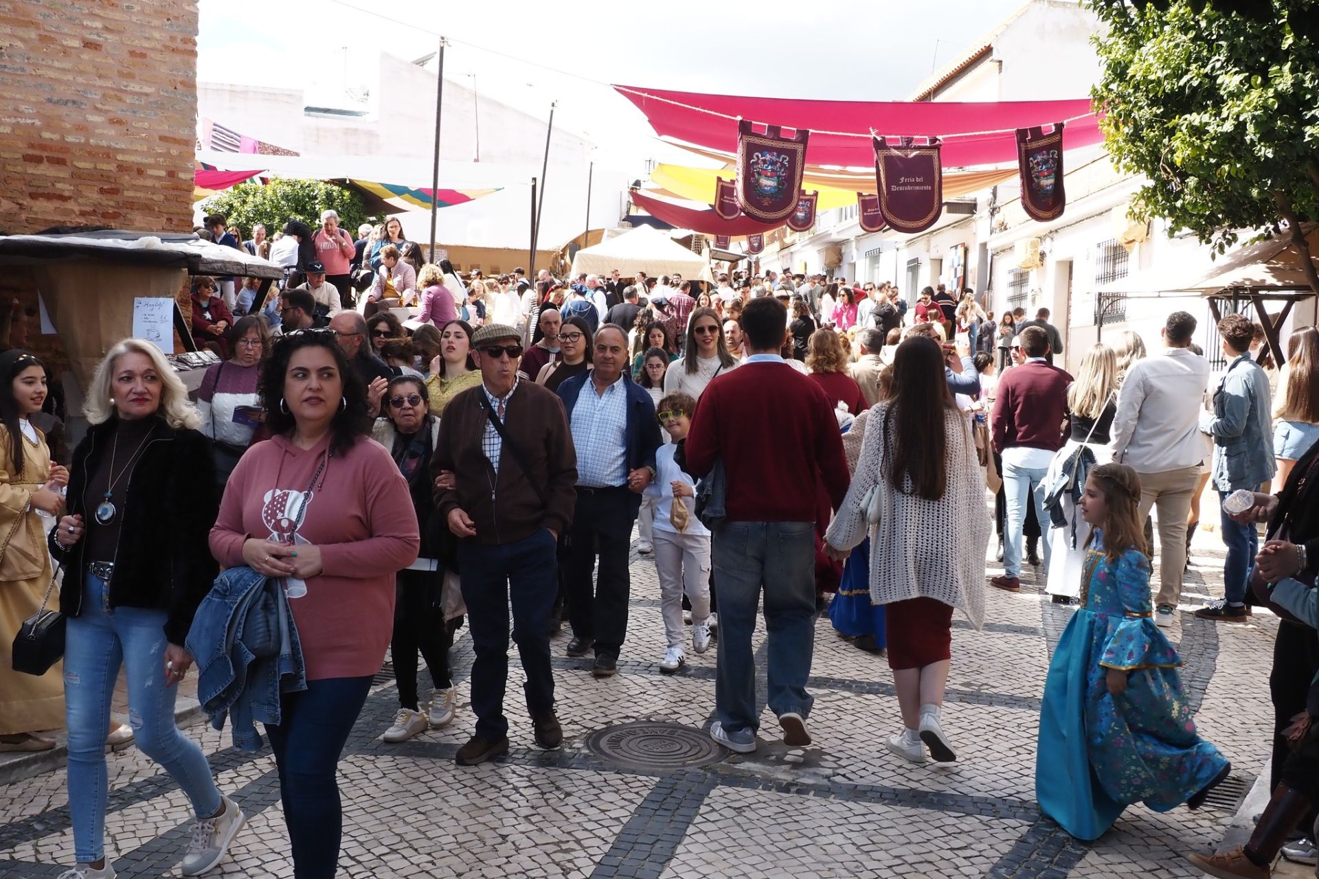 Lleno hasta la bandera en la Feria Medieval de Palos de la Frontera