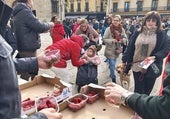 La promoción de fresas de Huelva desata la indignación del PP de León