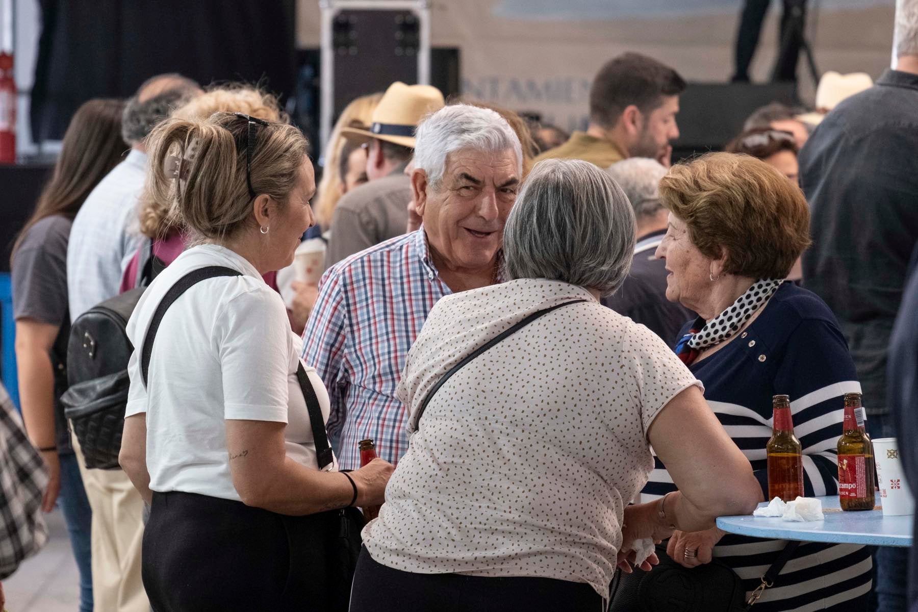 La jornada inaugural de la Feria de la Gamba de Punta Umbría, en imágenes
