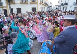La alegría se respira ya en las calles de Moguer