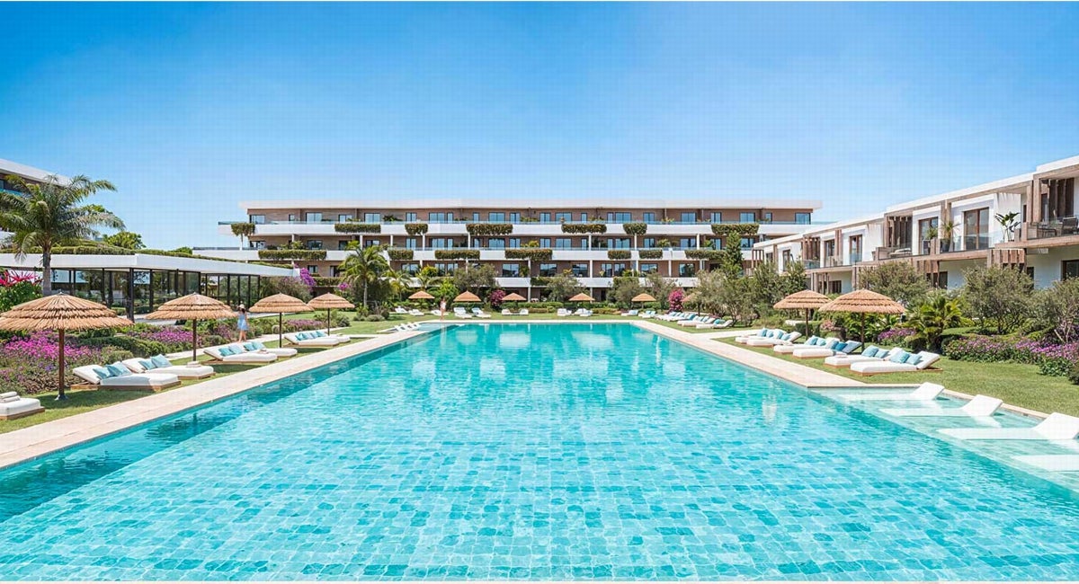 Piscina comunitaria en una de las urbanizaciones proyectadas