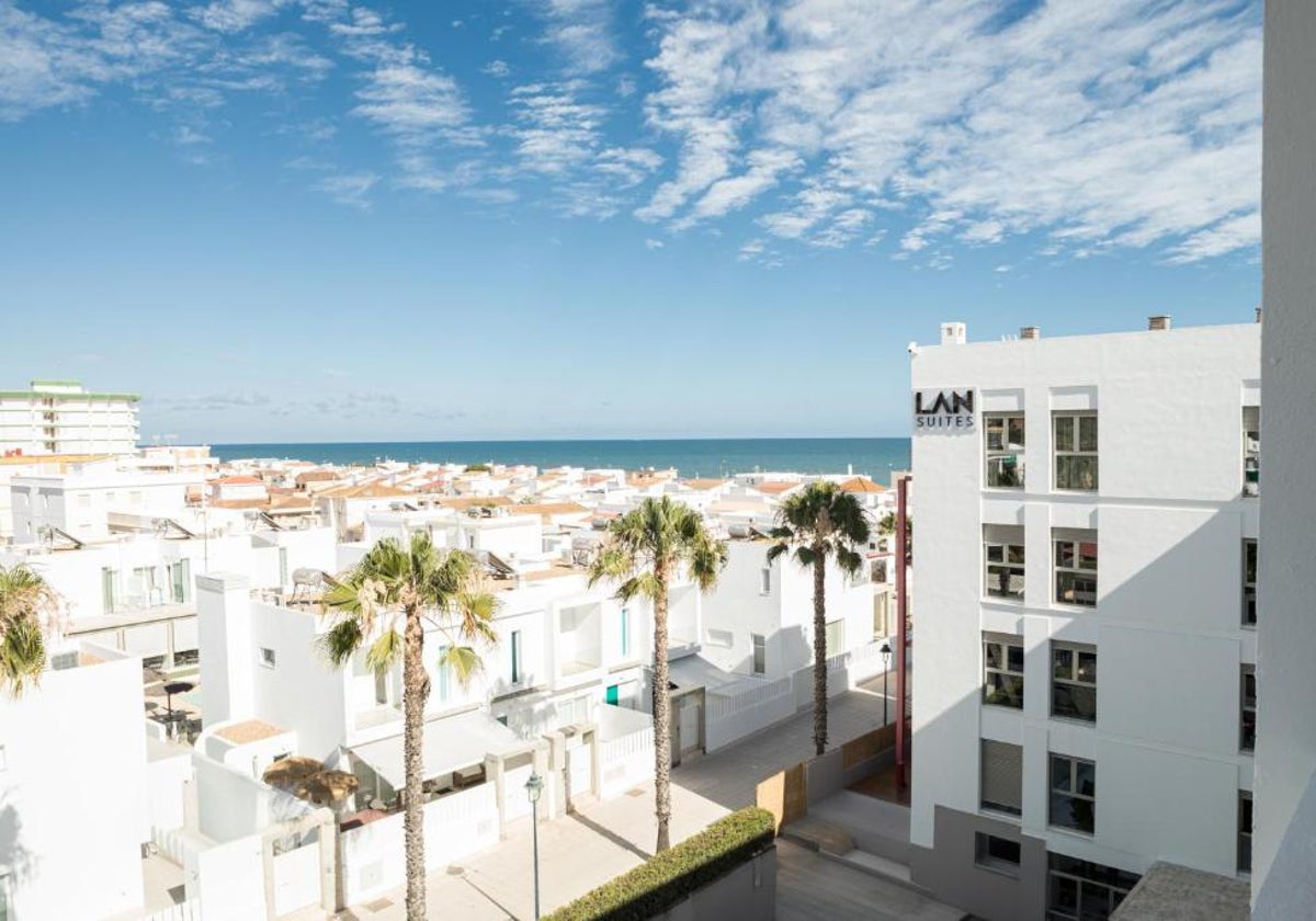 Vistas al mar desde el hotel LAN Suites Antilla Playa, en la costa de Huelva