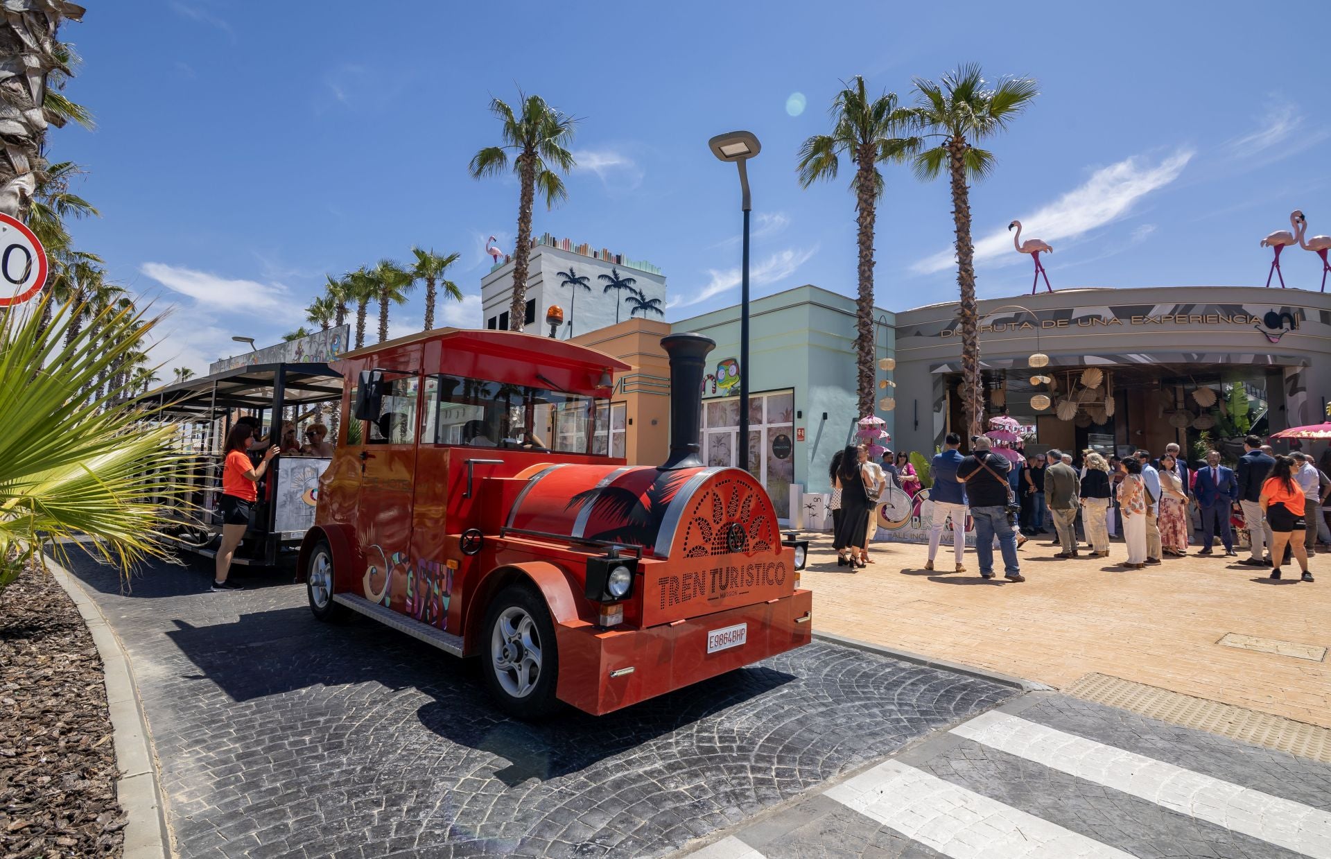 La inauguración del On City Resort de Matalascañas, en imágenes