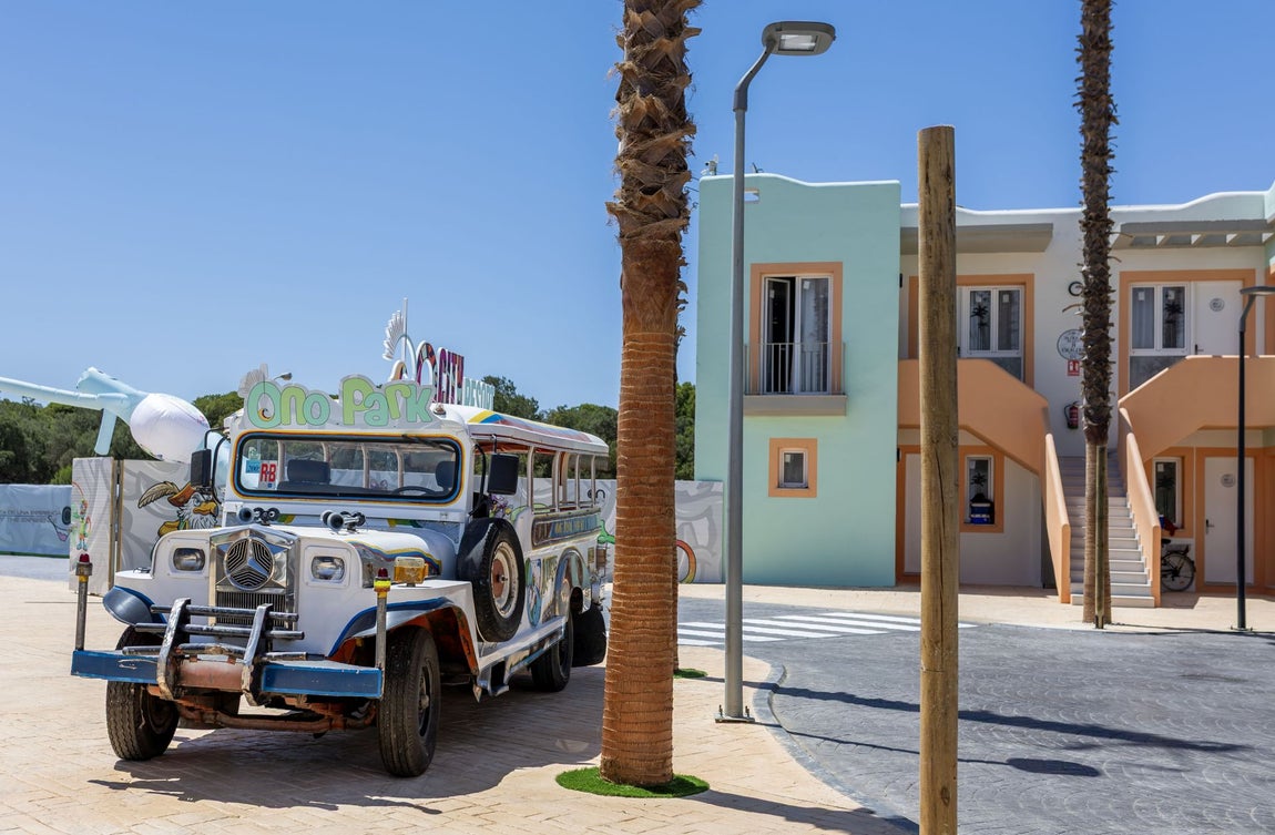 La inauguración del On City Resort de Matalascañas, en imágenes