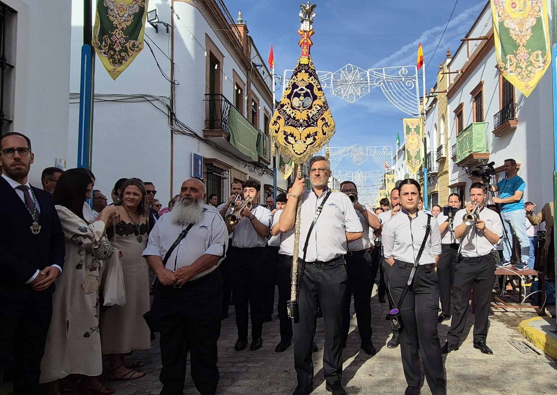 El día grande de la Santa Cruz de la Calle Cabo de La Palma, en imágenes