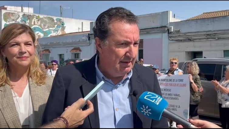 El PP de Huelva pregunta al Gobierno por una manifestación que trató de boicotear un acto del partido en San Bartolomé de la Torre