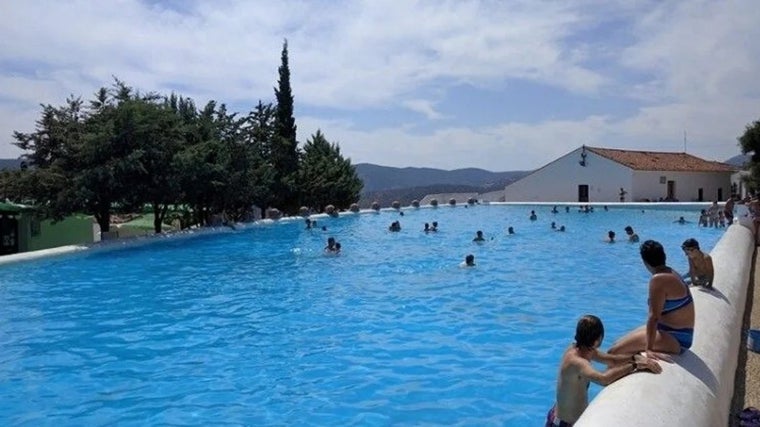 No todo es playa: tres zonas de baño interiores en Huelva que no te puedes perder este verano