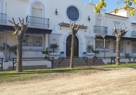 El increíble palacio convertido en hotel que se encuentra a 10 minutos de la playa de Matalascañas