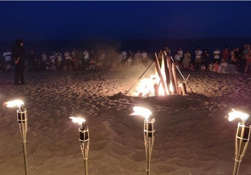 Noche de las hogueras de San Juan 2025 en Huelva: cuándo es y en qué playas se celebra