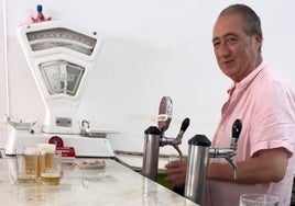 El bar de La Antilla en que pides una cerveza y te la tiran por la barra: «Los bares donde me gusta ir»