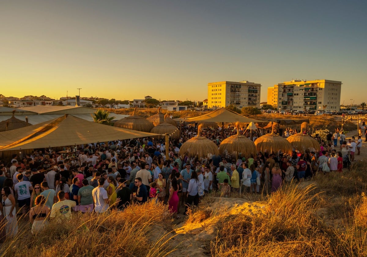 Vista del chiringuito Casa Diego Canaleta Beach