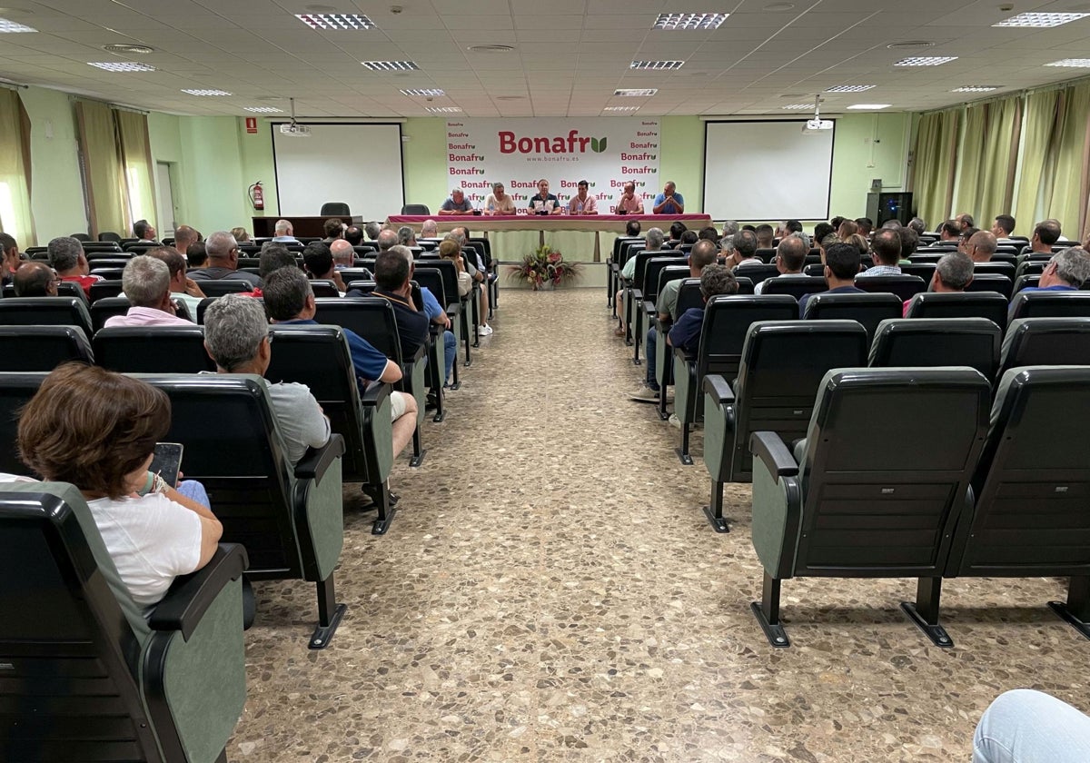 Asamblea de agricultores de Doñana