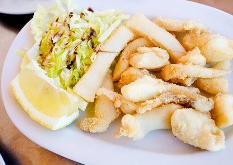 Imagen secundaria 1 - Tortillitas de camarón, chocos y boquerones