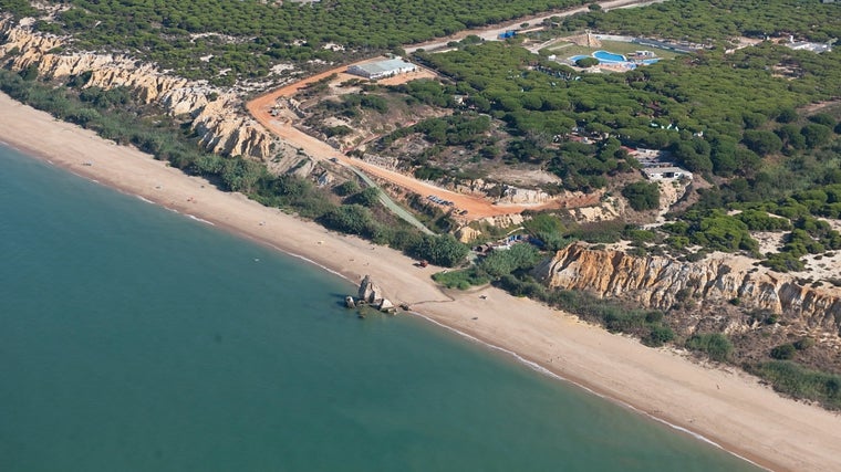 Vista aérea del Acantilado del Asperillo