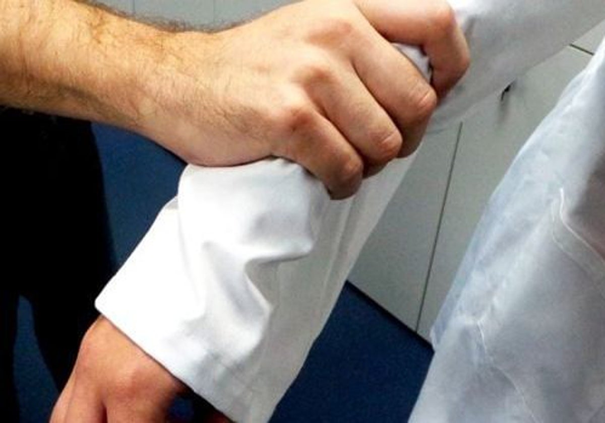 Imagen de recurso de una agresión a un sanitario