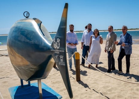 Imagen secundaria 1 - Cartaya cuenta con el primer 'Pescaíto come plástico', una iniciativa de reciclaje de la Diputación de Huelva