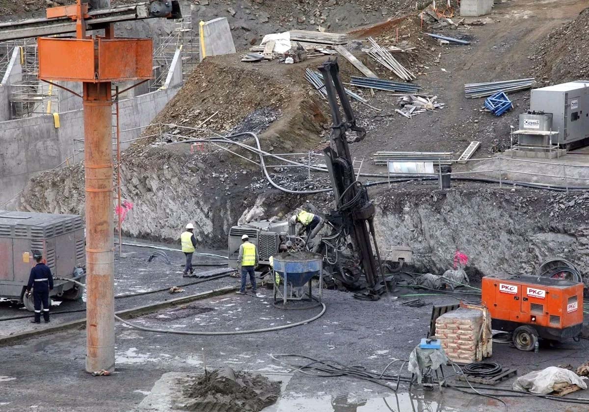 Obras de la presa de Alcolea, paralizadas desde 2017