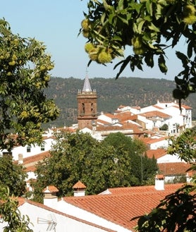 Imagen secundaria 2 - Castaño del Robledo, Aracena y Fuenteheridos