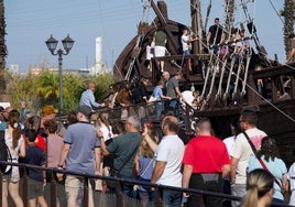 Cerca de 16.000 personas pasan por el Muelle de las Carabelas de la Rábida en dos días