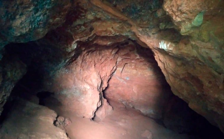 Imagen principal - Cueva de la Mora de Jabugo