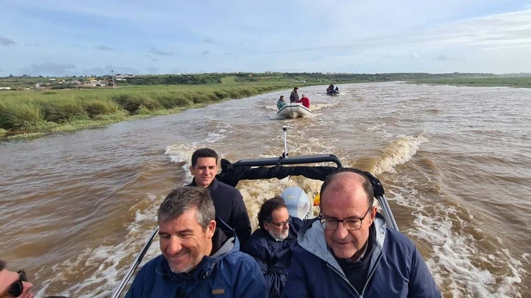 Recorrido por el estuario del Tinto en la presentación del proyecto