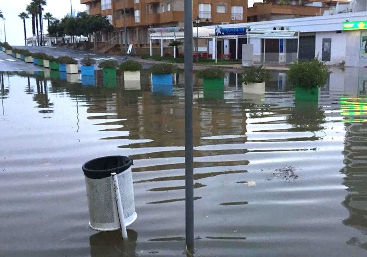 Foto de archivo de una inundación en un municipio costero onubense