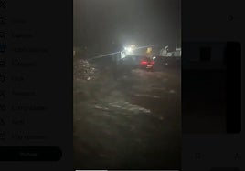 Las fuertes lluvias provocan grandes riadas en Puebla de Guzmán: así estaban las calles del municipio