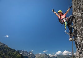 La ruta de Huelva que sólo pueden hacer los más atrevidos: tienes que recorrer un cable de hierro suspendido en el aire