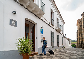 El mágico hotel de un pueblo de Huelva que enamora a las guías de viajes: «Un oasis de desconexión para escapar del estrés del mundo»