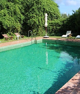 Imagen secundaria 2 - El pequeño y encantador hotel de un pueblo de Huelva que triunfa en Booking: «Dejó en mi mente la ilusión de querer volver»