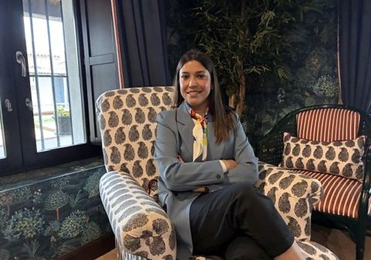 Elena Pérez Coronel, en uno de los salones del Hotel La Malvasía