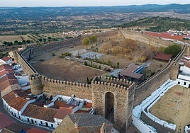 Castillo de Cumbres Mayores