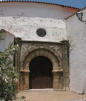 Imagen secundaria 2 - Plaza de España, muralla artillera e iglesia de San Bartolomé de Cumbres de San Bartolomé