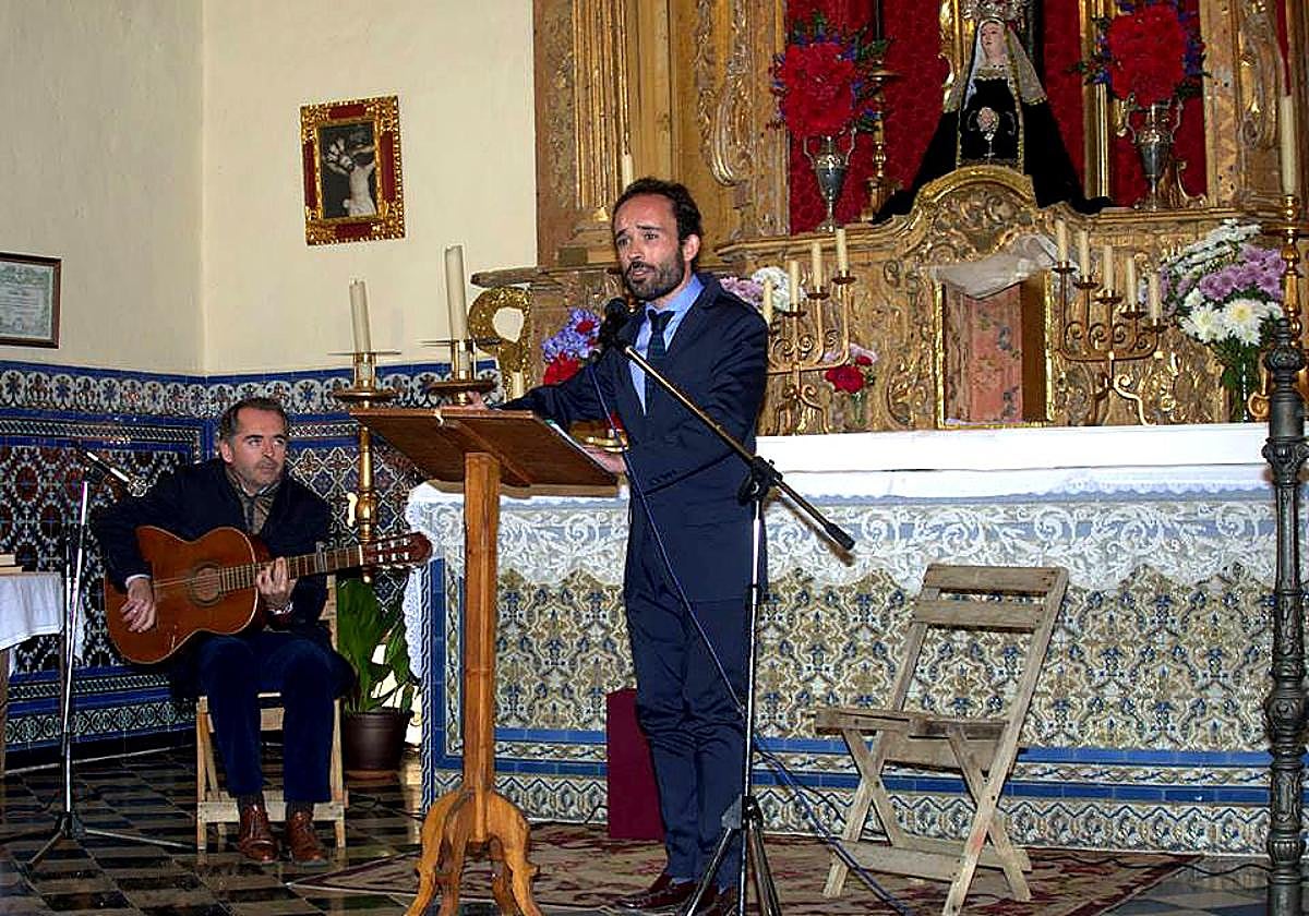 El joven artista higuereño Juan de la Lama