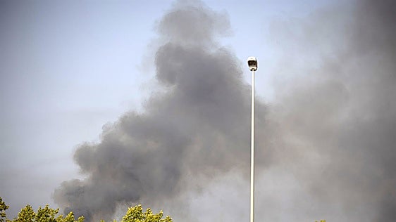 El Infoca controla el incendio de El Cerro tras afectar a más de 1.200 hectáreas y estabiliza el de Alosno