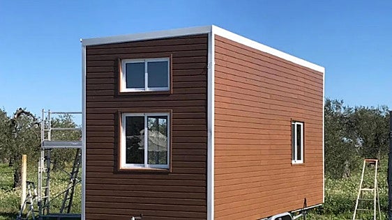 La curiosa vivienda que ha salido a la venta por 28.000 euros en un pueblo de Huelva: tiene 25 metros cuadrados y está hecha de madera