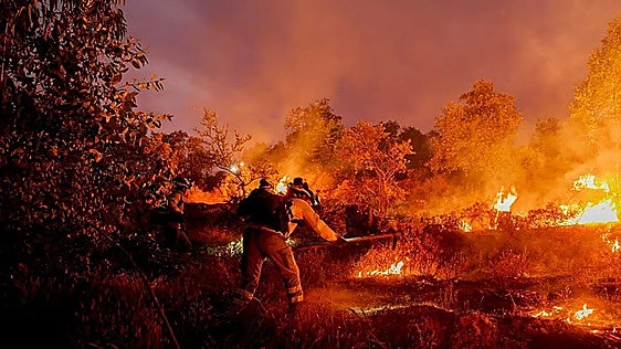 Estructuras contra avenidas y protección del Corumbel: así invertirá la Junta 7,3 millones tras el incendio de Niebla