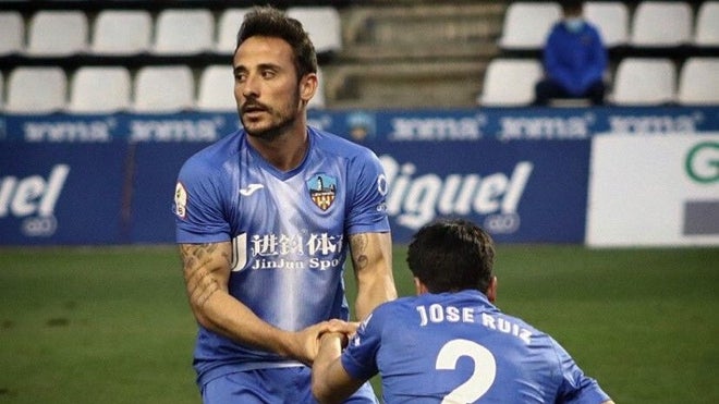 Álvaro González en su etapa en el Lleida