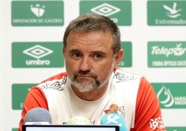 Julio Cobos: «Vamos a un estadio de Primera División pero esto es Segunda RFEF»