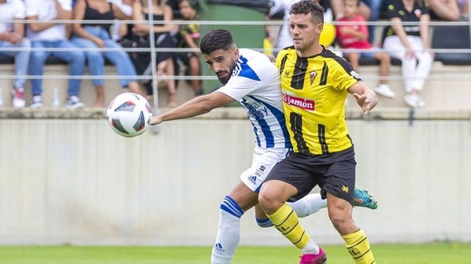 Manu Galán y Brian Triviño en el San Roque-Recre de la pasada temporada liguera