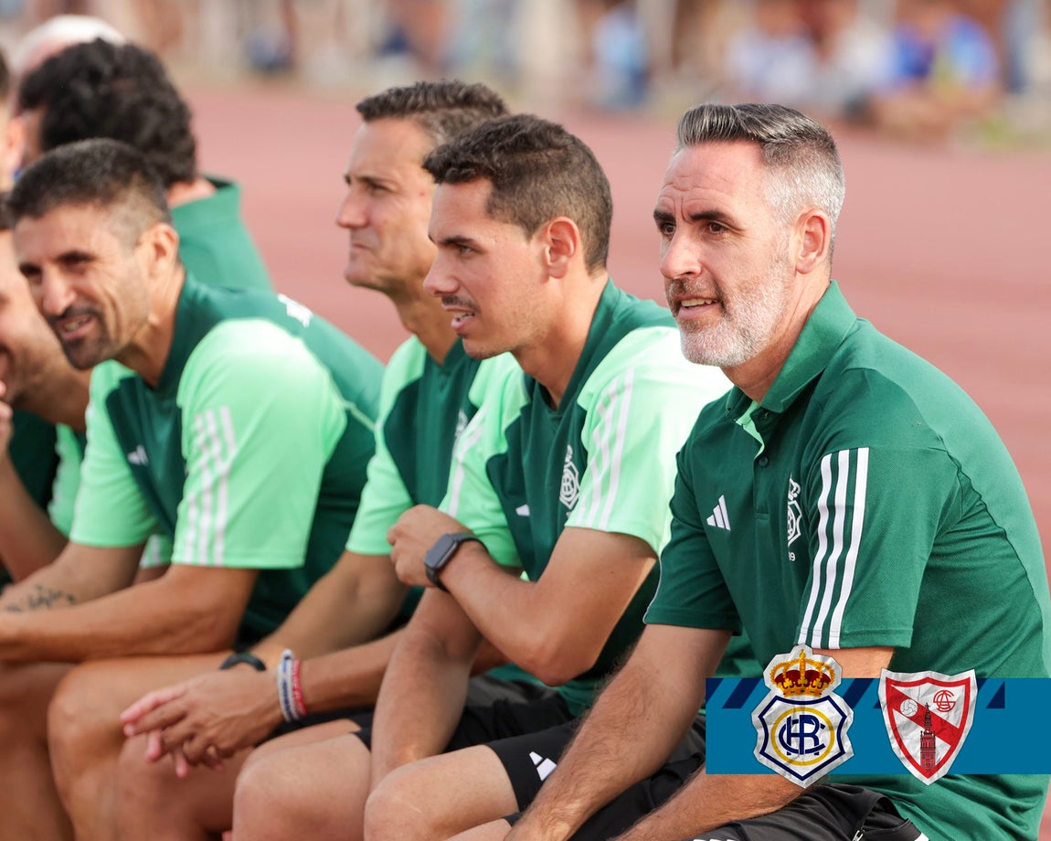 Gran ambiente en Punta Umbría para ver el Recreativo-Sevilla Atlético