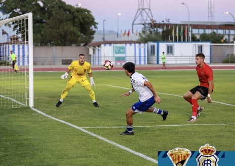 Imagen secundaria 1 - Antonio Domínguez lidera al Recreativo en Ayamonte (1-3)