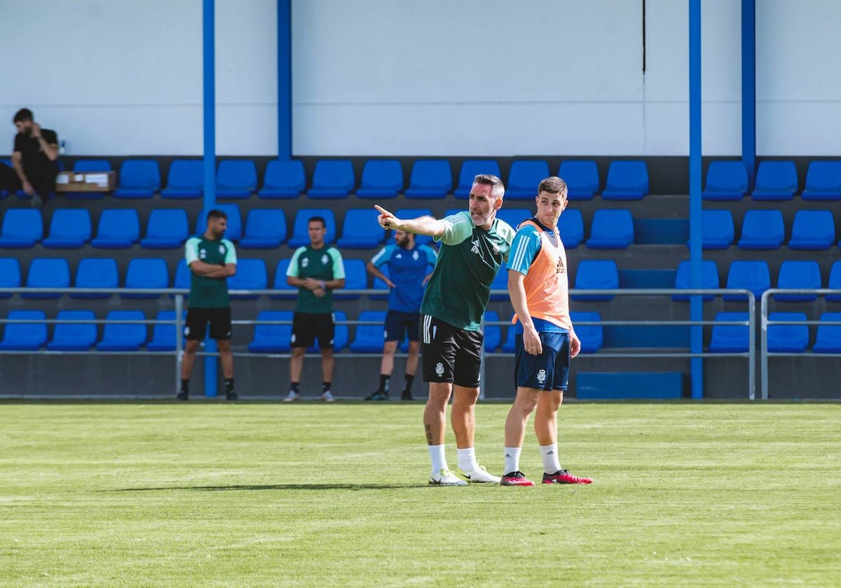 Abel Gómez, durante un entrenamiento del Decano