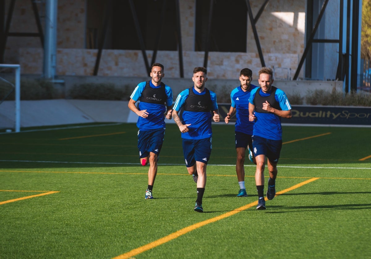 Iago Díaz, Antonio Domínguez, Luis Alcalde y Víctor Morillo, en un entrenamiento