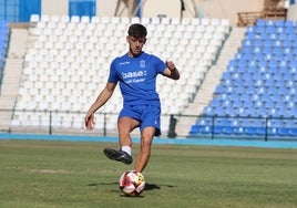 Más vale tarde que nunca: Juanjo Mateo único de los descartes del Recreativo que acaba en la 1ª RFEF